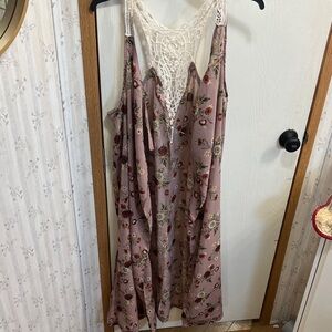 Live 4 Truth Floral Lace Vest